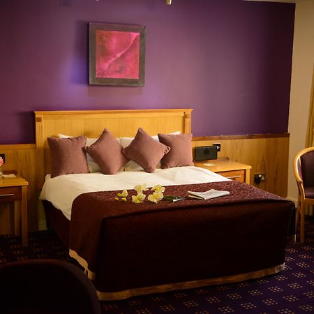 Bush Hotel County Leitrim ภายนอก รูปภาพ