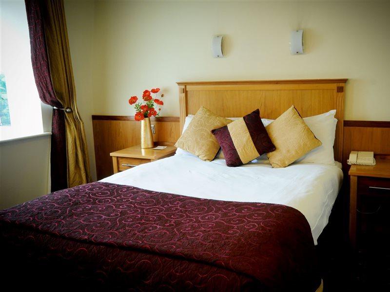 Bush Hotel County Leitrim ภายนอก รูปภาพ