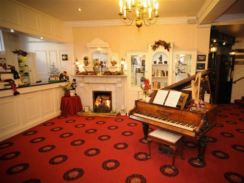 Bush Hotel County Leitrim ภายนอก รูปภาพ