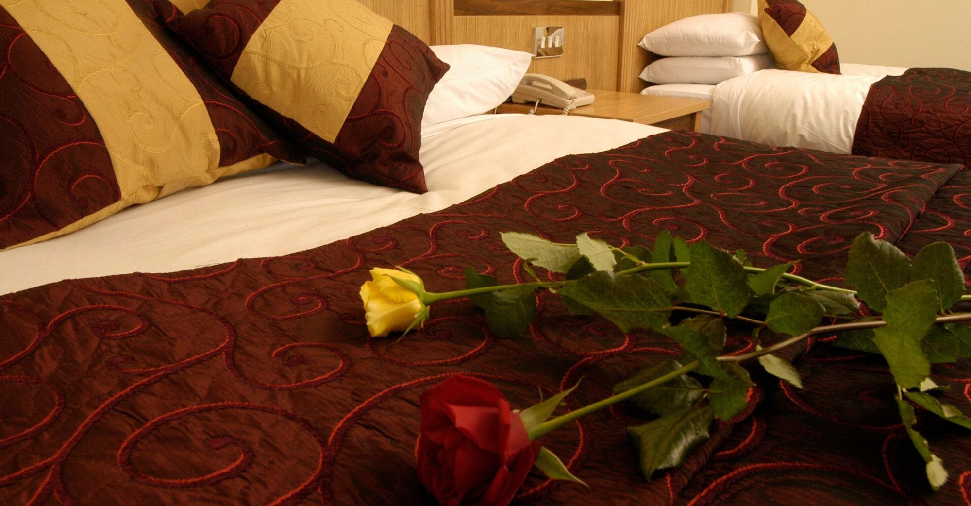 Bush Hotel County Leitrim ภายนอก รูปภาพ