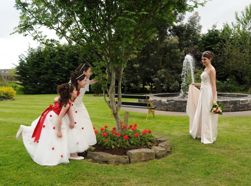 Bush Hotel County Leitrim ภายนอก รูปภาพ