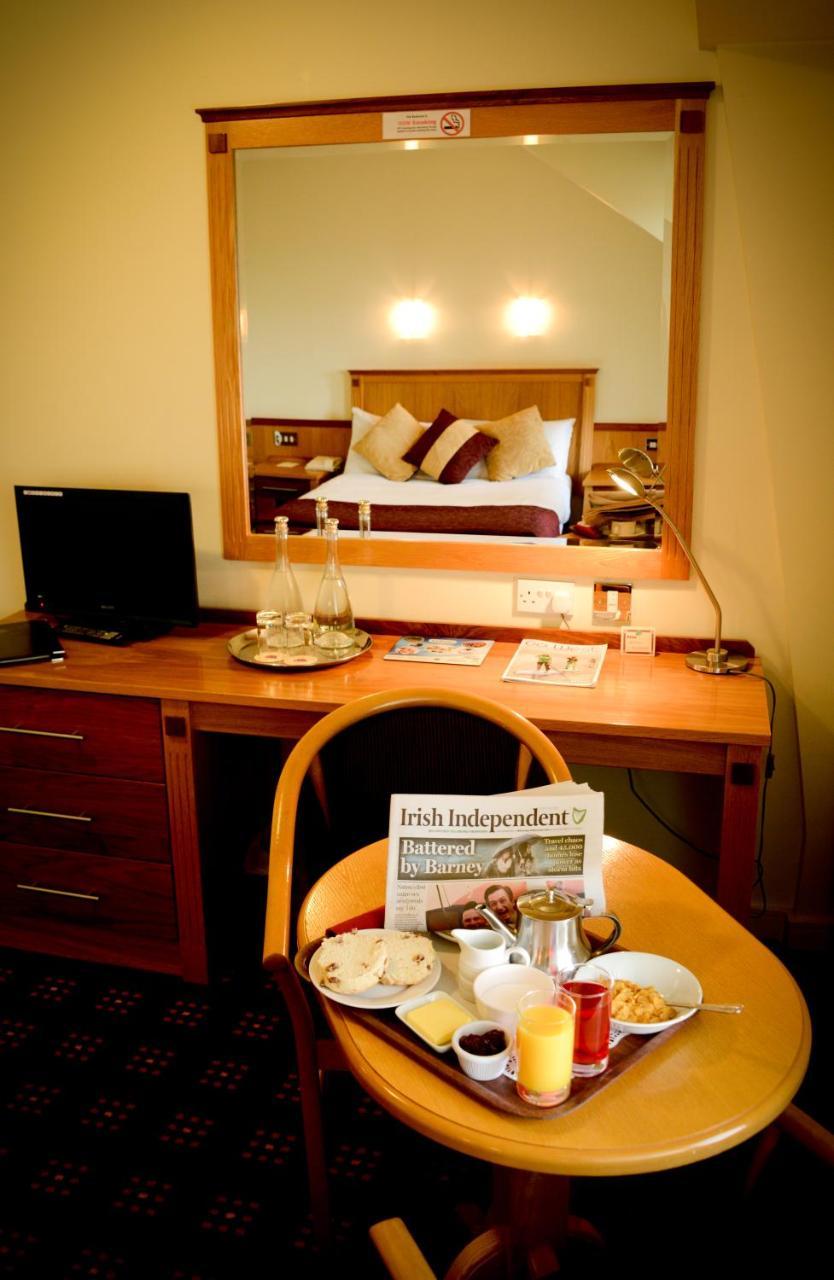 Bush Hotel County Leitrim ภายนอก รูปภาพ
